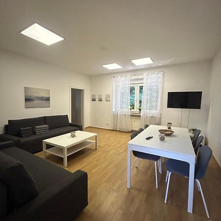 Gemuetliche Ferienwohnung - Voll Ausgestattet, Zentral Aber Ruhig ! ヴッパータール エクステリア 写真