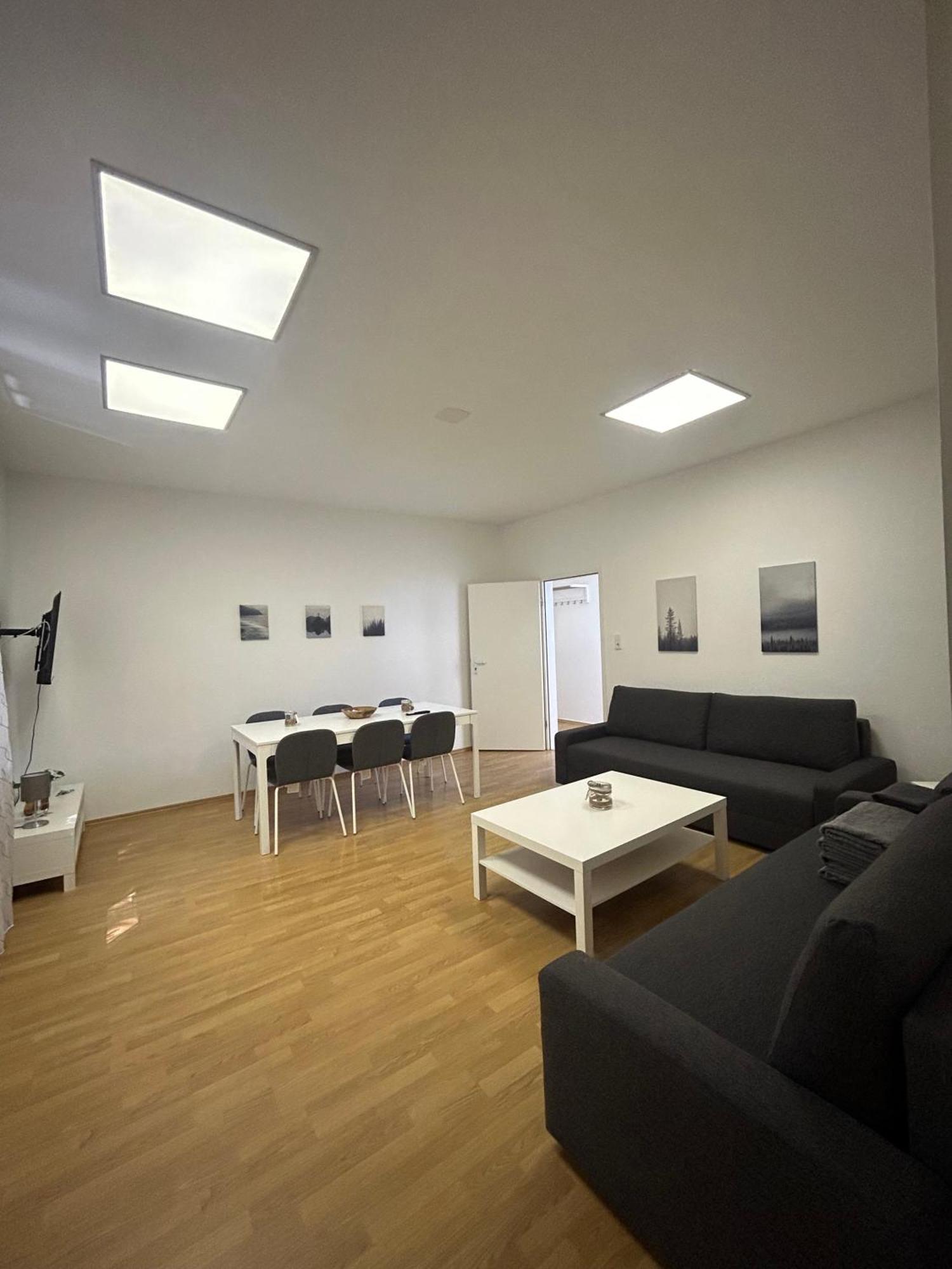 Gemuetliche Ferienwohnung - Voll Ausgestattet, Zentral Aber Ruhig ! ヴッパータール エクステリア 写真