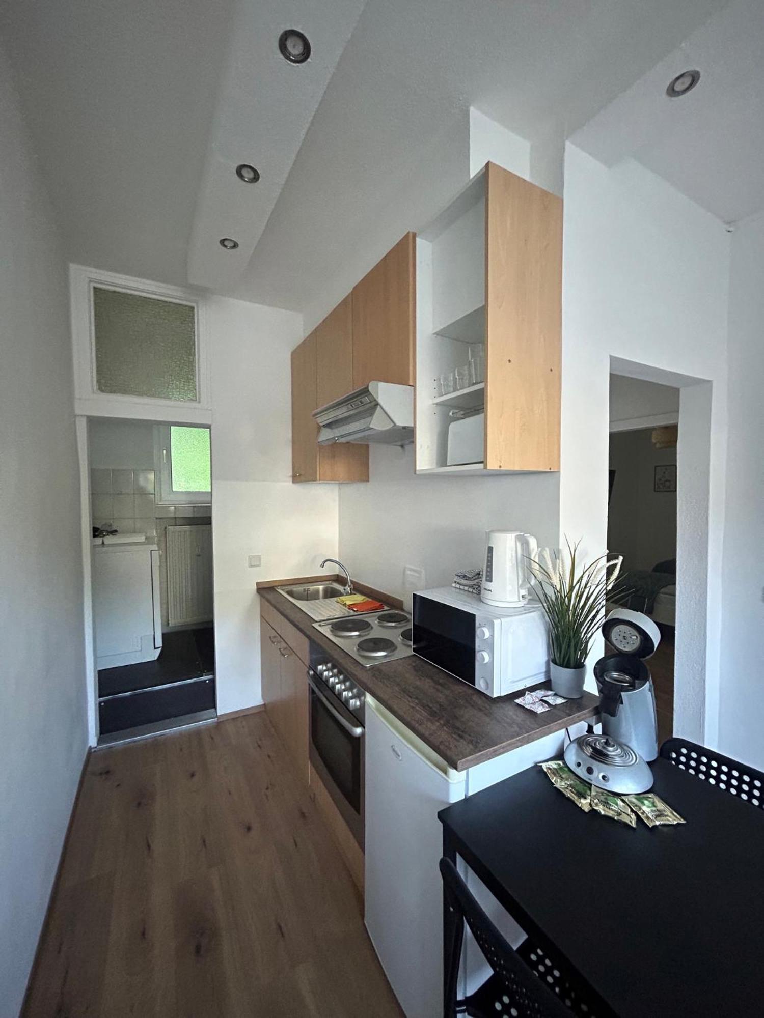 Gemuetliche Ferienwohnung - Voll Ausgestattet, Zentral Aber Ruhig ! ヴッパータール エクステリア 写真
