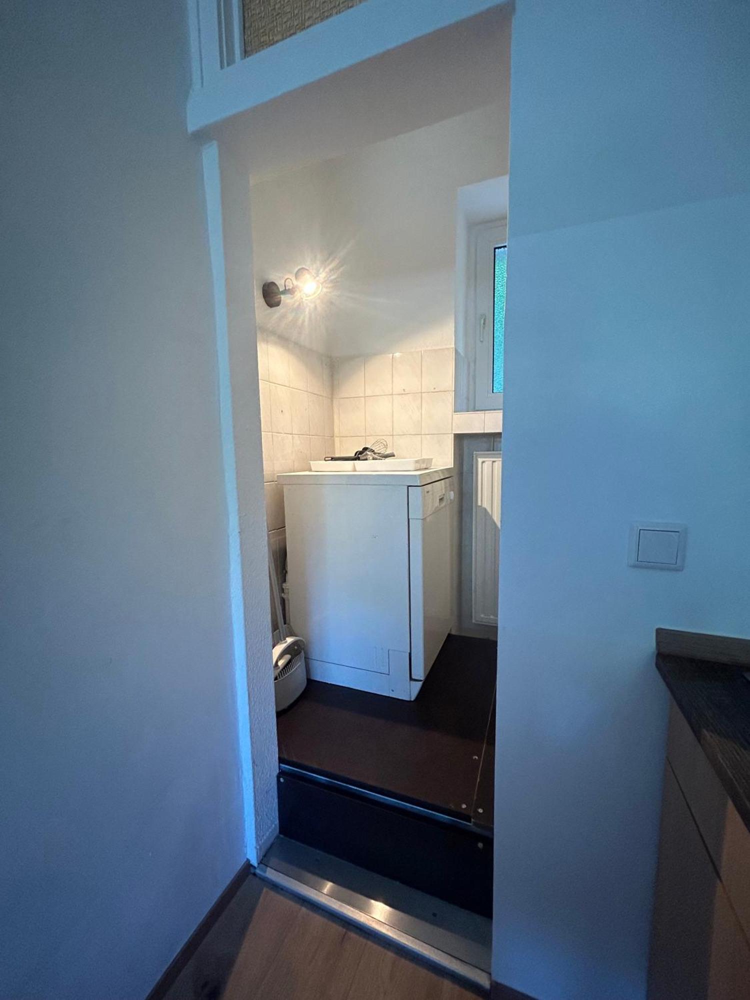 Gemuetliche Ferienwohnung - Voll Ausgestattet, Zentral Aber Ruhig ! ヴッパータール エクステリア 写真